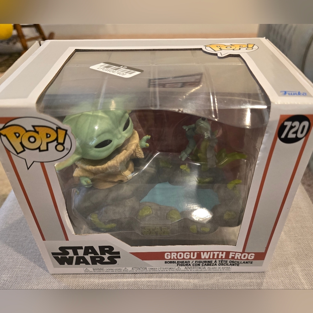 FUNKO POP Star Wars Grogu With Frog #720 - Picture 4 of 5